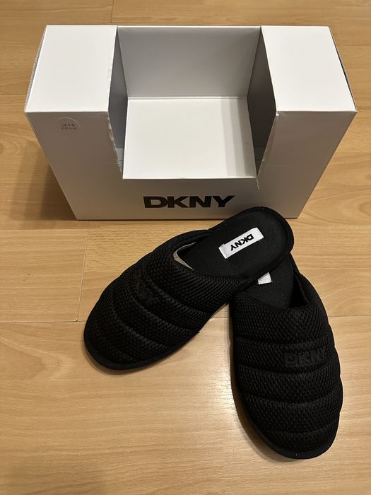 Męskie kapcie DKNY