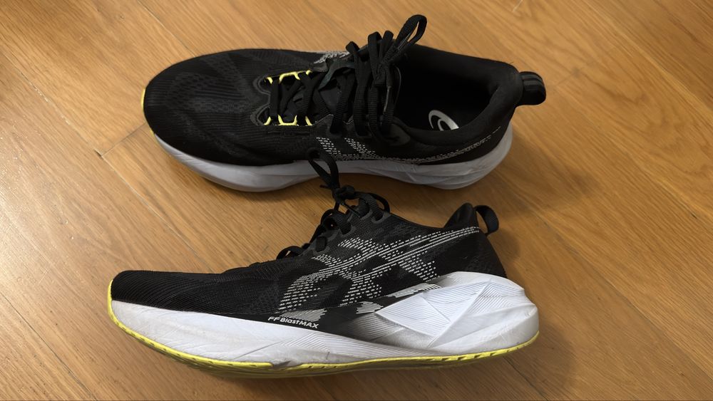 Asics NovaBlast5