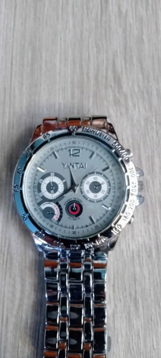 Zegarek Yin Tai.