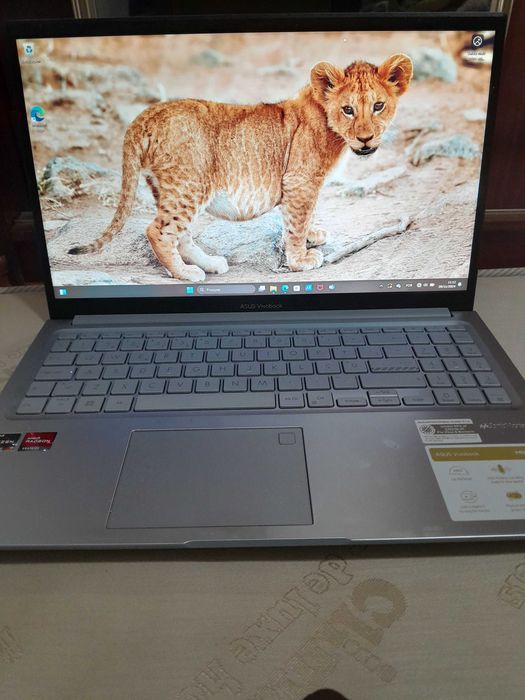 Portatil asus vivobook