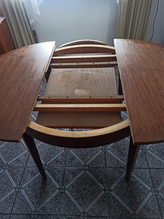 Stół rozkładany z PRL-u