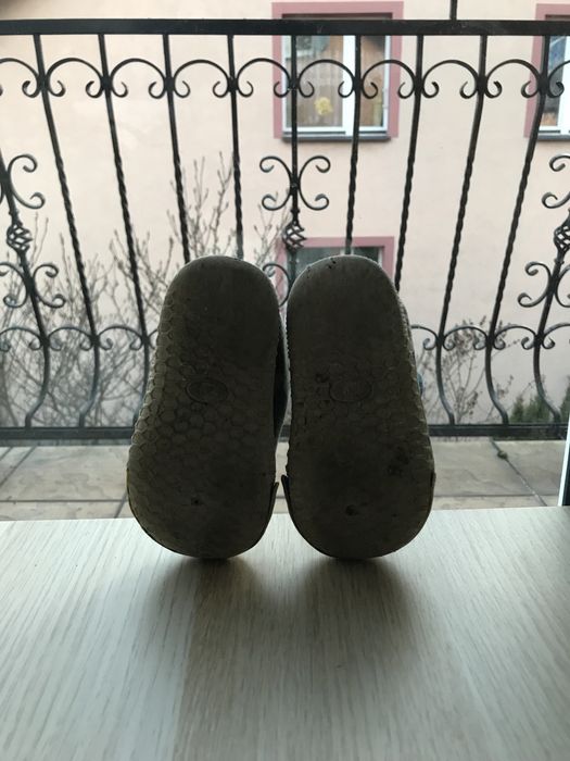 Buty na rzep r.20