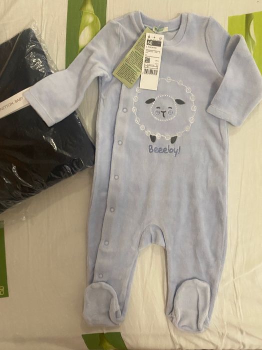 Benetton чоловічок / ромпер утеплений з вишивкою 6-9мес (68см)