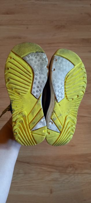 Buty sportowe Reserved r.30 wkładką 19cm