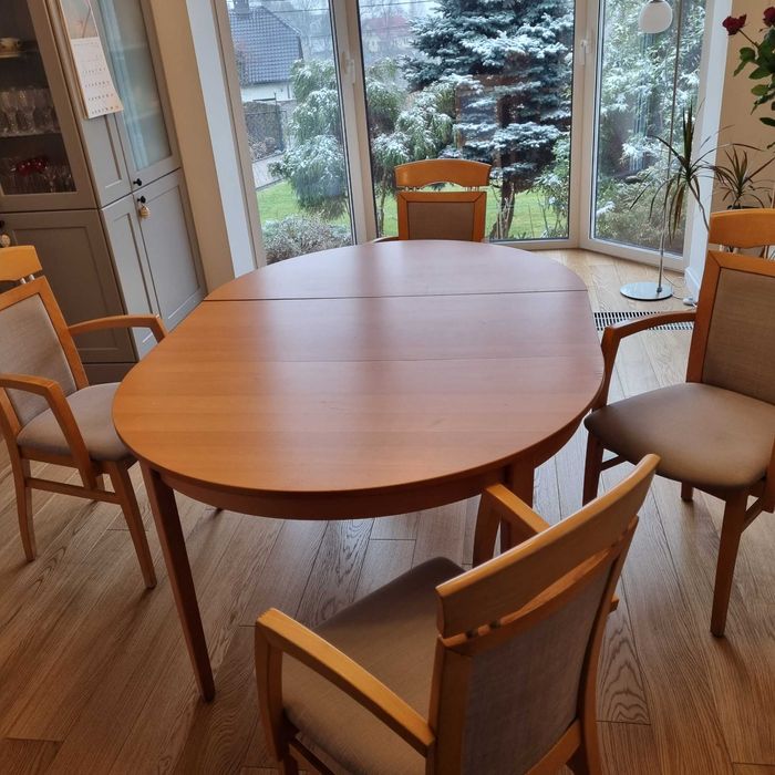 Meble do jadalni stół, krzesła , kredensy