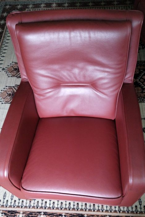 Sprzedam dwa fotele skórzane kolor bordo