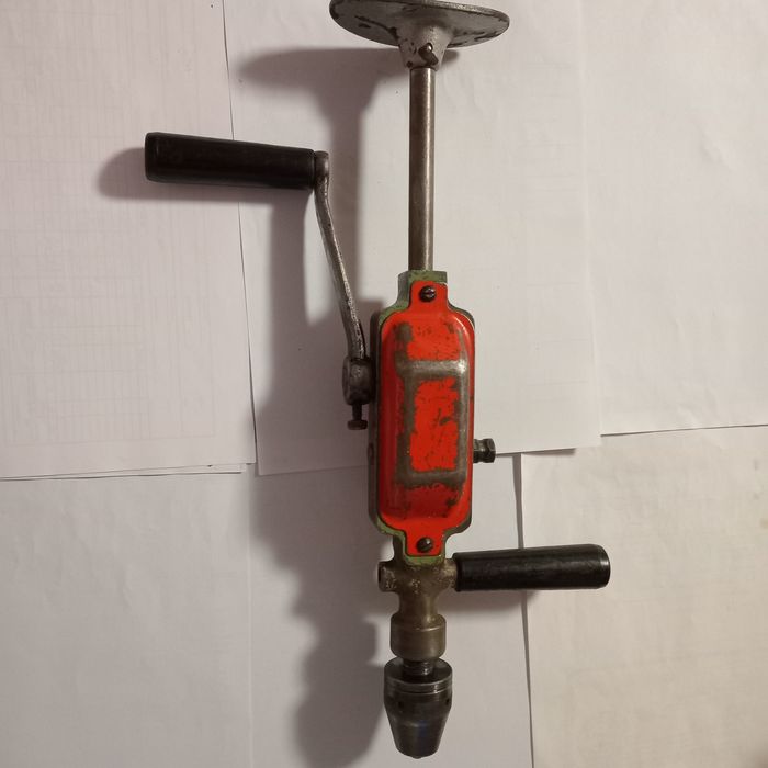 Дрель ручная  б/у