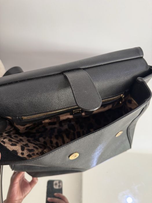 Mala Dolce Gabanna em muitissimo bom estado. Disponivel para venda imediata