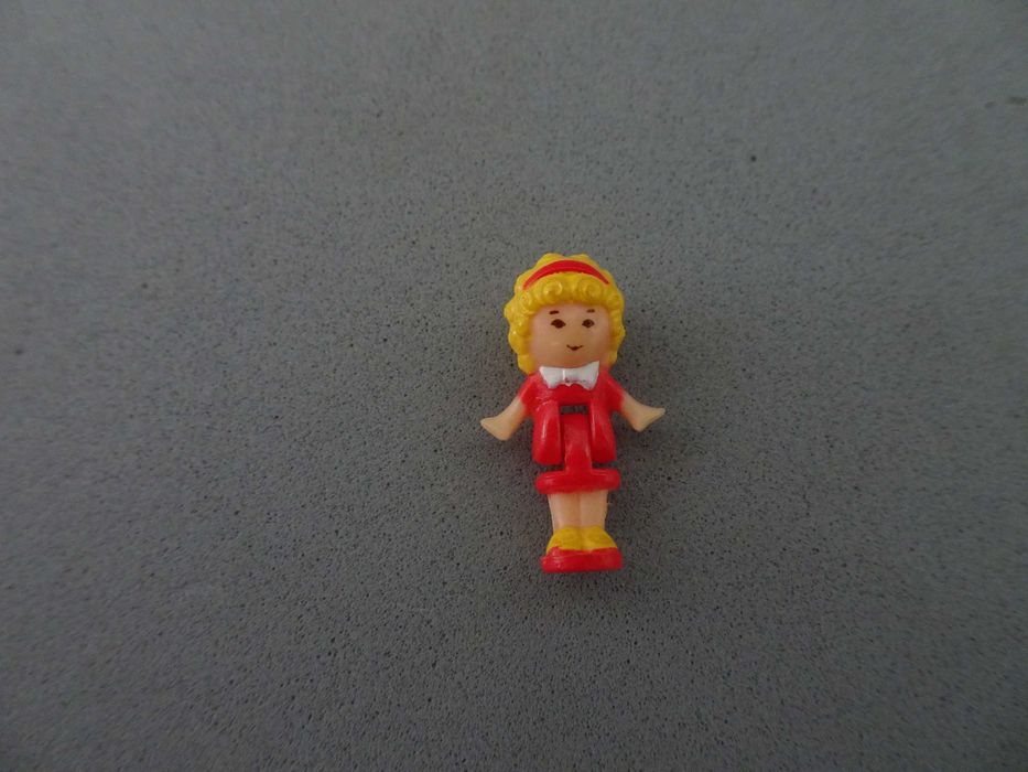 Figura  Polly Pocket - Polly In Red Dress 1989
