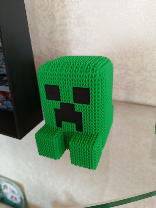 Minecraft Creeper 3D ‼️ фігурка Майнкрафт Крипер  Кіндер  джой