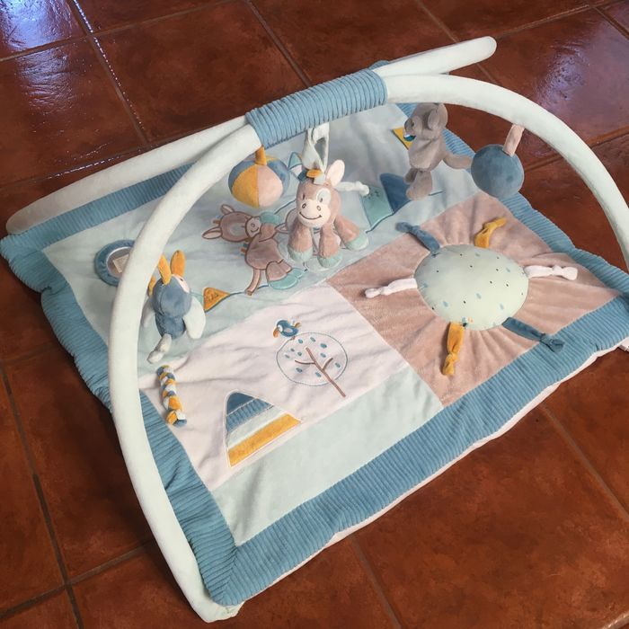 Tapete de atividades Nattou - como novo