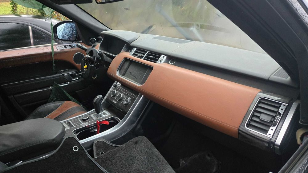 Range rover sport  svr fotele racaro kompletny środek