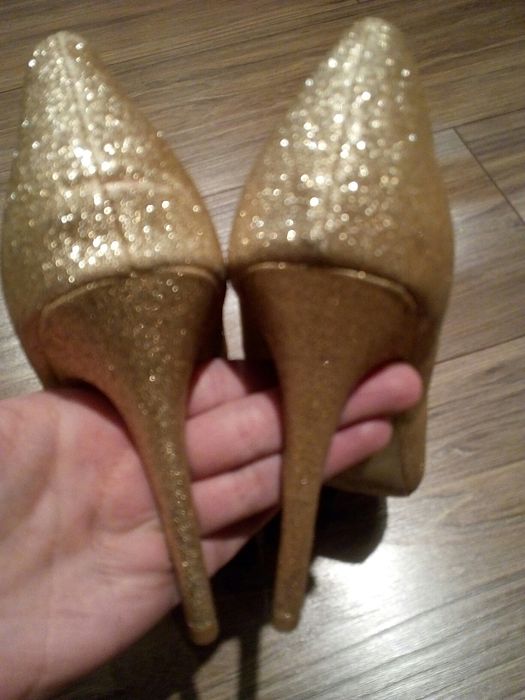 Buty (szpilki) damskie rozmiar 39 Sylwester/karnawał