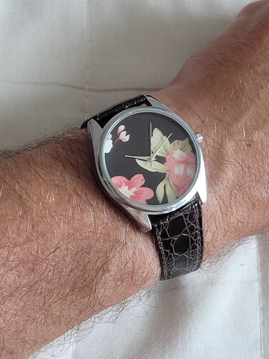 Zegarek Damski Flowers | Unikalna Tarcza z Różami | Nowy Pasek