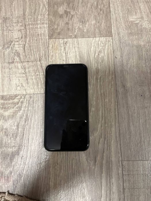 Продам Iphone 11 128 gb