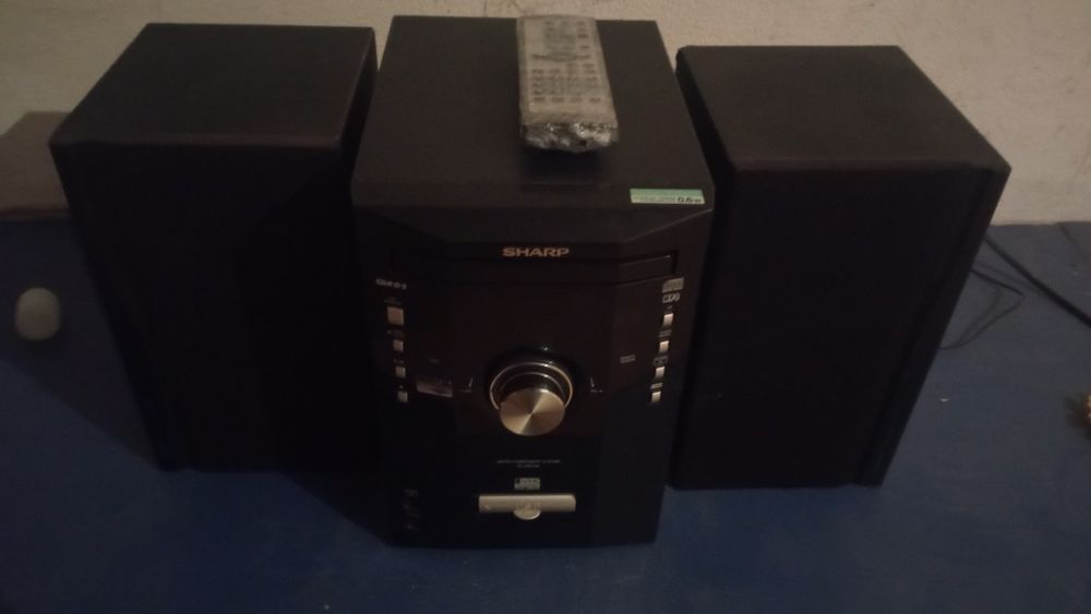 Музичний центр Sharp Xl-UR2180.