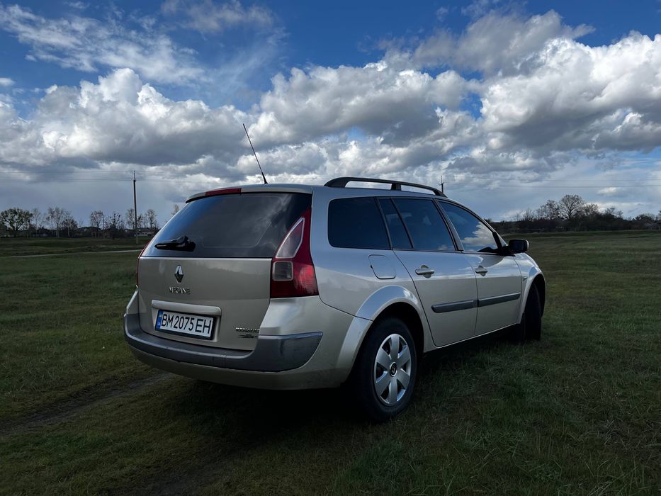 Продам Renault Megane ( газ/бензин )