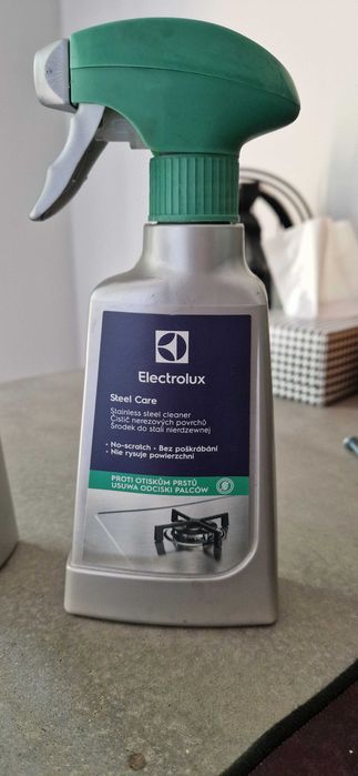 Electrolux - Preparat do czyszczenia stali nierdzewnej spray 250ml