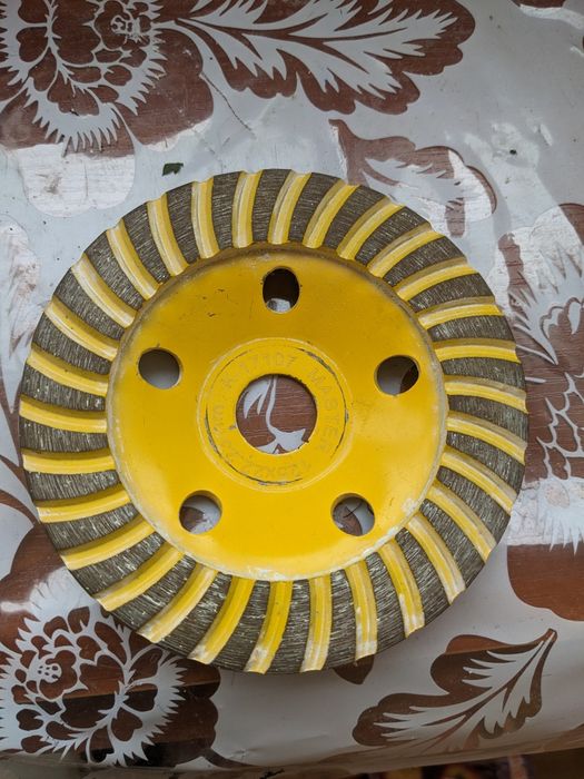 Продам чашку для шліфування.