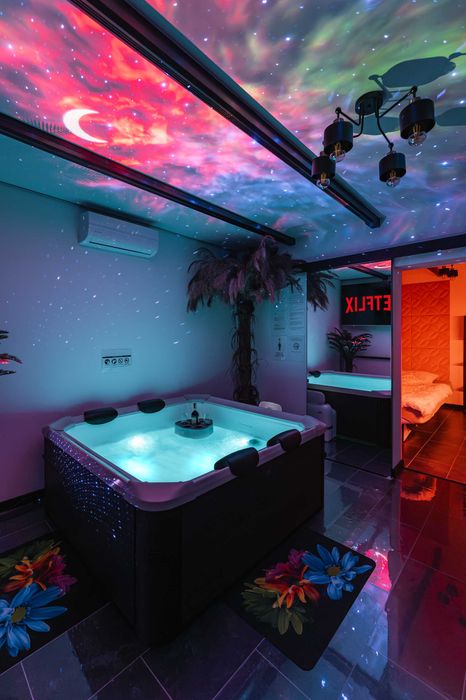Domek Apartament Dwupokojowy LOVE SPA JAUCUZZI w pokoju na wyłączność
