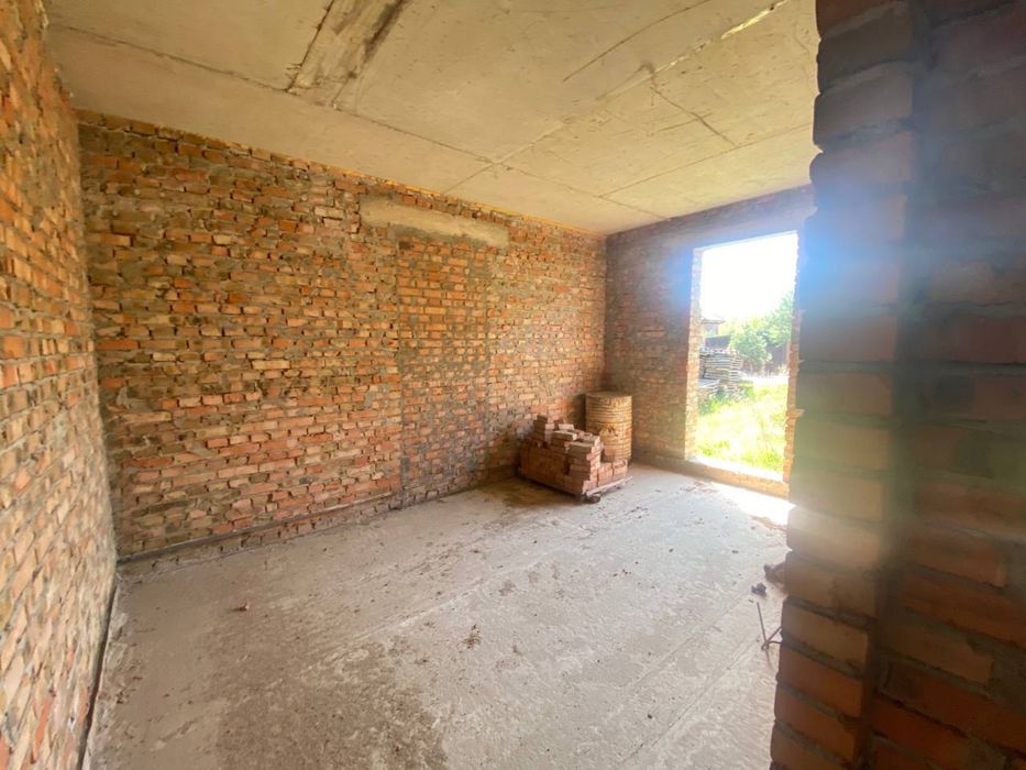 Продаж будинку в Топ локації біля лісу