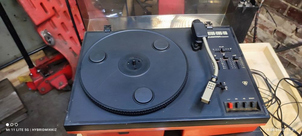 Gramofon UNITRA stereo hi-fi G8010