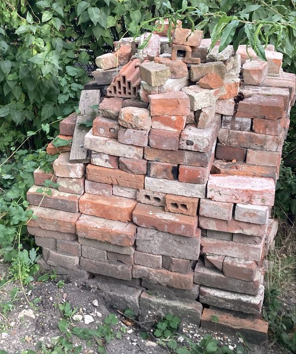 Paleta cegieł poniemieckich