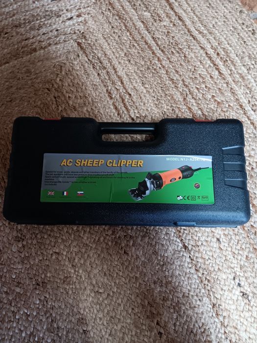 Máquina tosquiar ovelhas