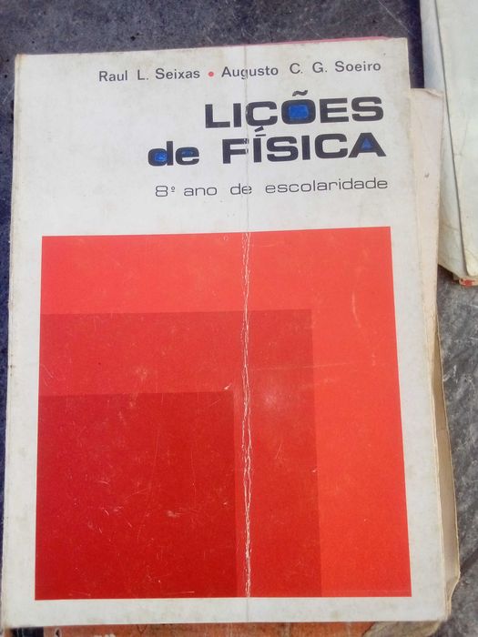 livros escolares de física e química