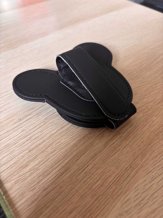 Suporte para Óculos – Formato Cabeça do Mickey