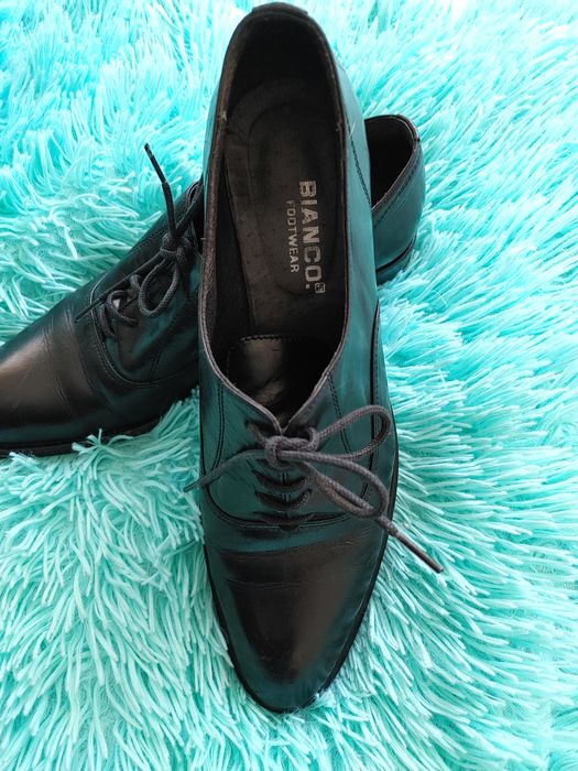 Sliczne czarne pantofelki