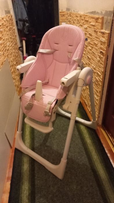 Продам столик для годування!