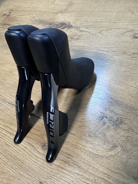 Grupa napędowa i osprzęt Sram Force 2x12