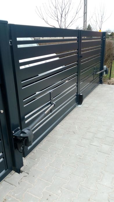 Instalacja oraz serwis napędów do bram , domofonów i wideodomofonów