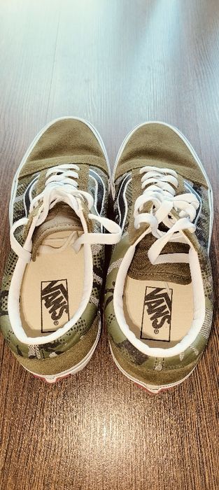 Tênis VANS  novos