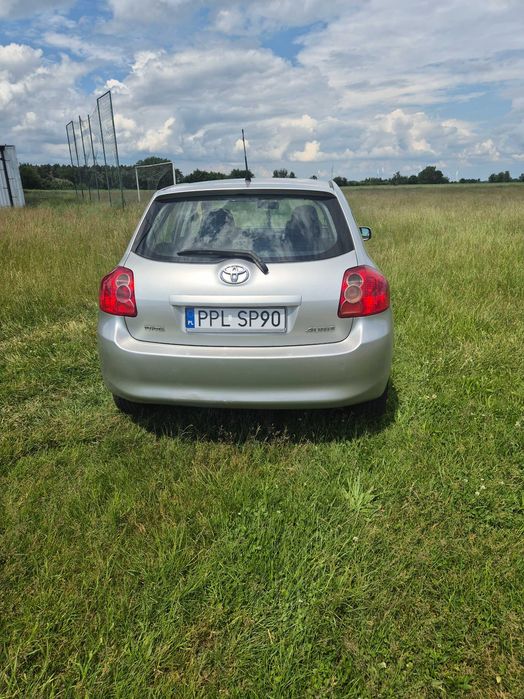 Samochód Toyota Auris