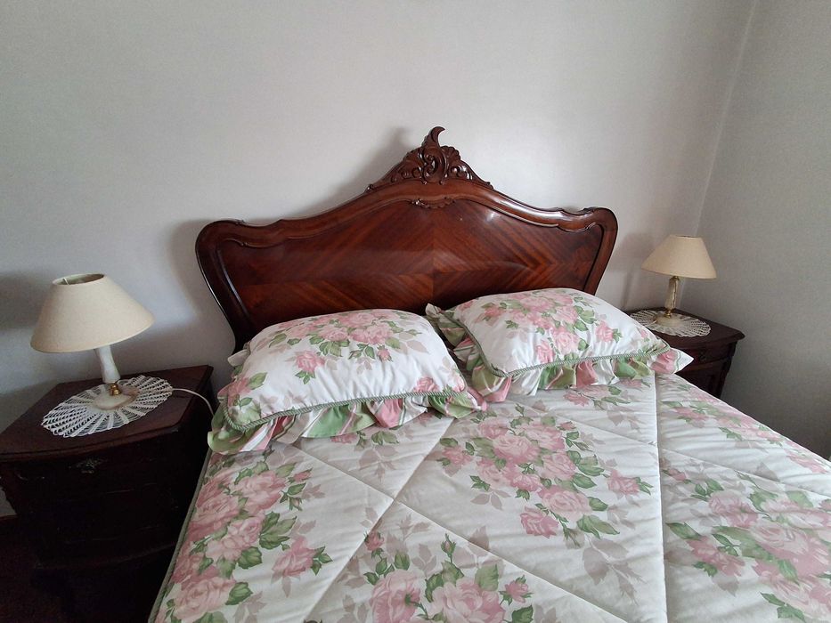 Mobilia Quarto: Estilo Madeira trabalhada em Espinha