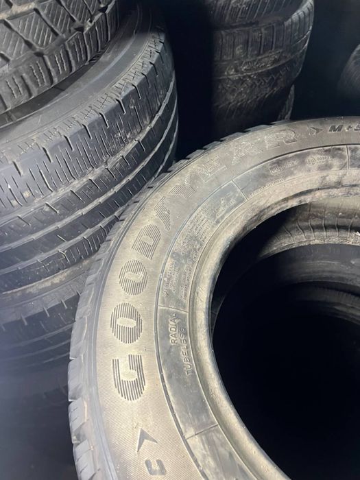 215/75/16c пара зимних шин