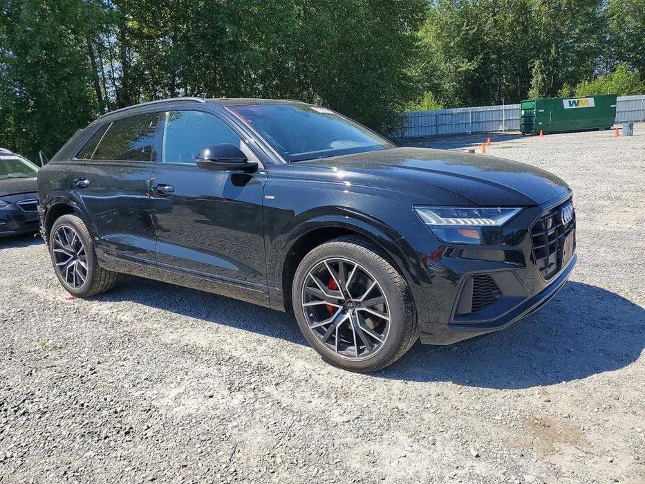 AUDI Q8 Premium Plus S-LINE 2023