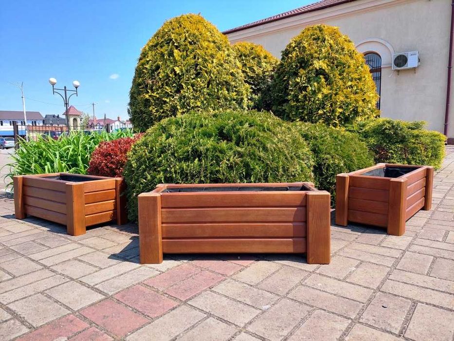 Вазони для літних терас Millenium Садові вазони Millenium