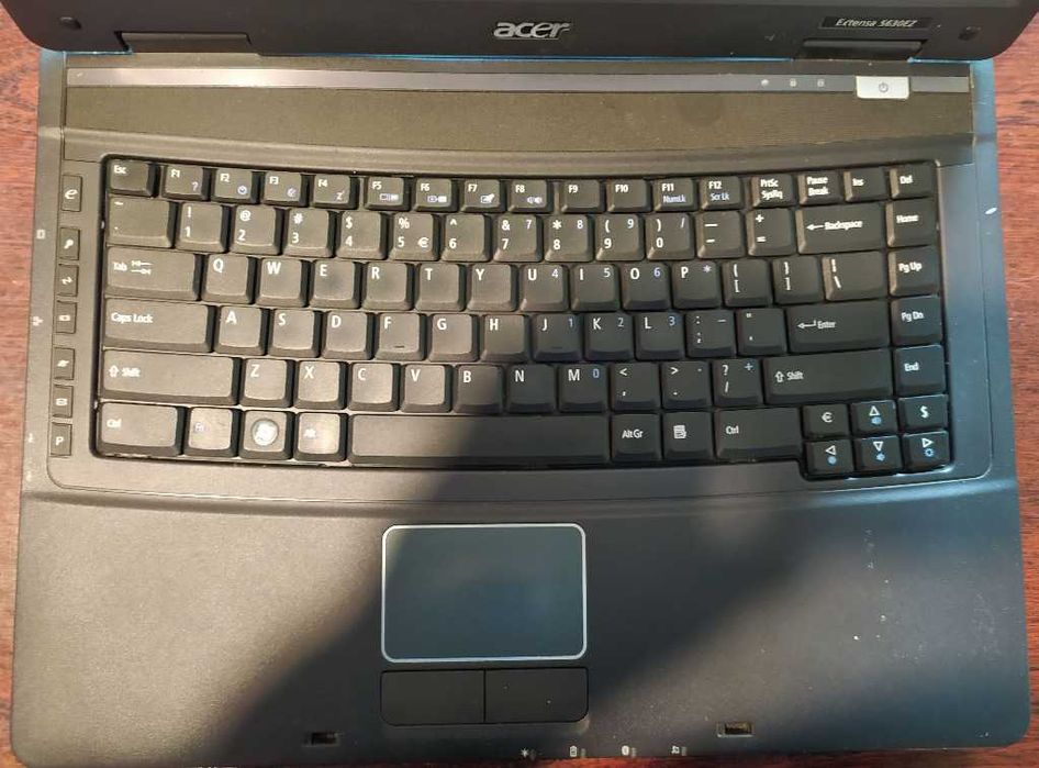 ACER Extensa 5630 15,4"/Intel 2x2,00GHz/4GB RAM/320GB/Win7
