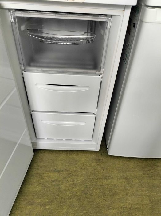Okazja!!! Bardzo ładna , mała zamrażarka szufladowa WHIRLPOOL