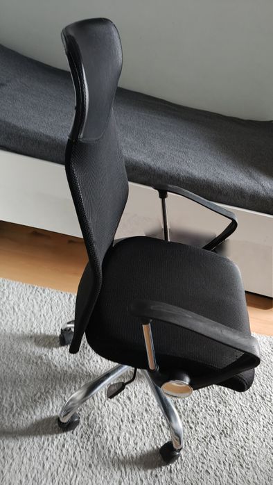 Fotel Biurowy z regulacją wysokości
