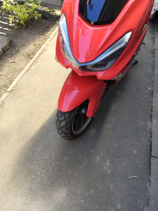 Скутер Spark150s-18
