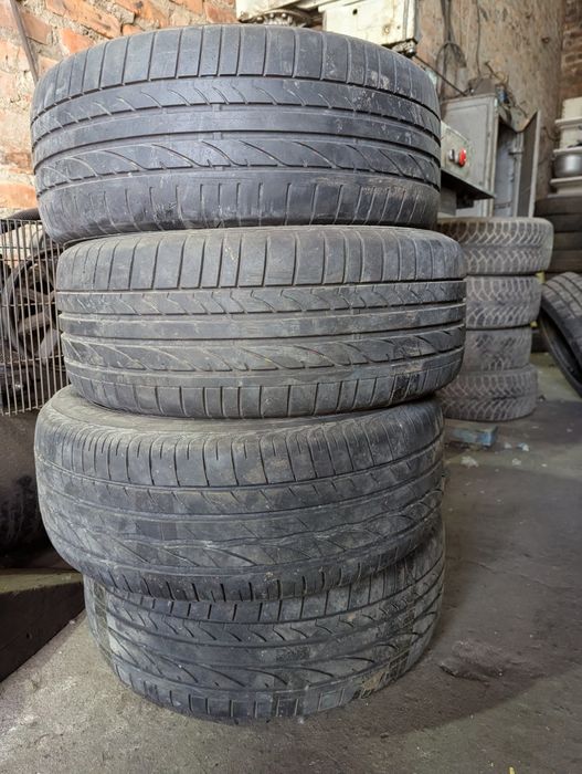 Шини літні Bridgestone 215/50 R17