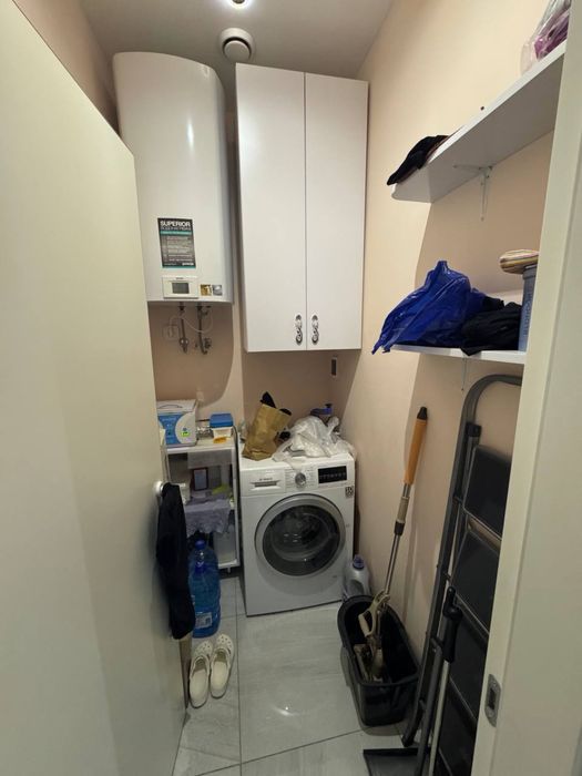 Салон краси на Французському бульварі з обладнанням.