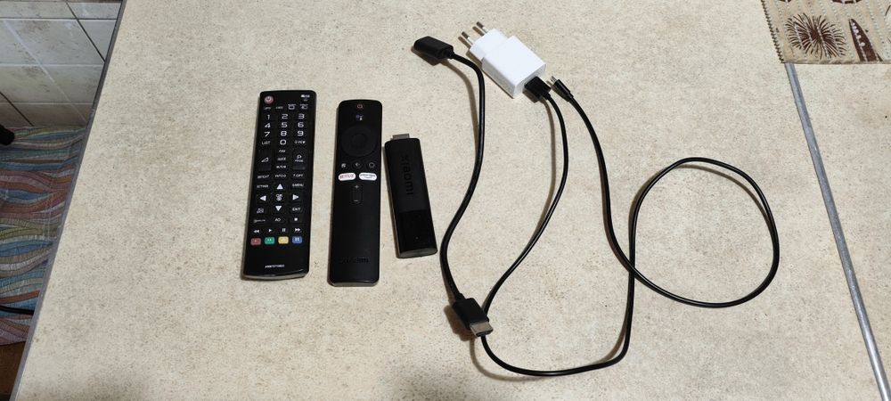 Продам ТЕЛЕВИЗОР LG 32" со SMART TV