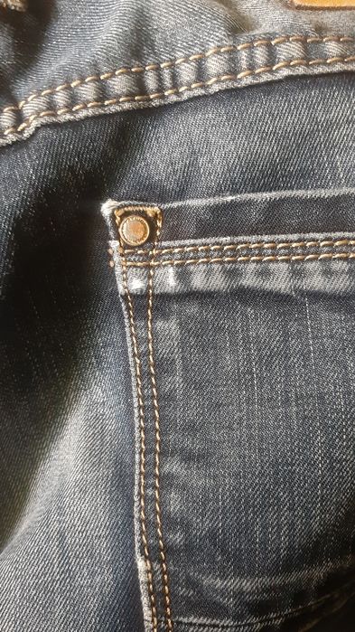 Jeansy rozm. 42 M. Sara