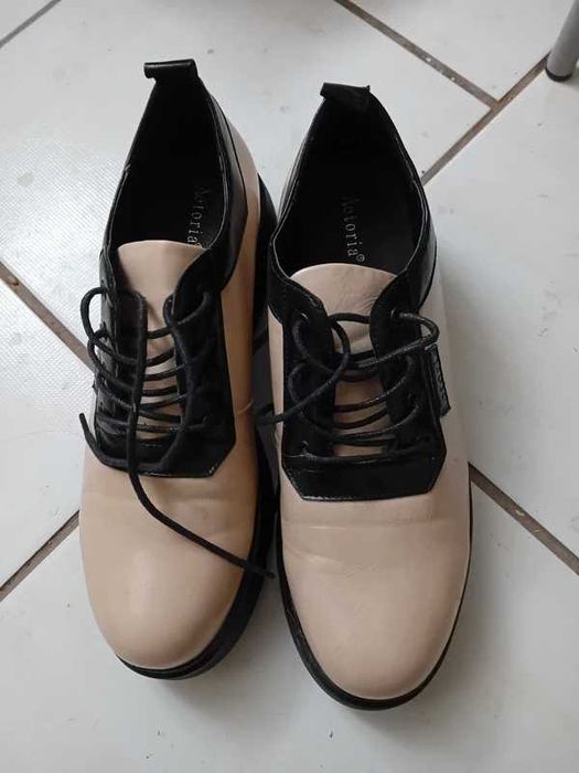 Skórzane półbuty na platformie