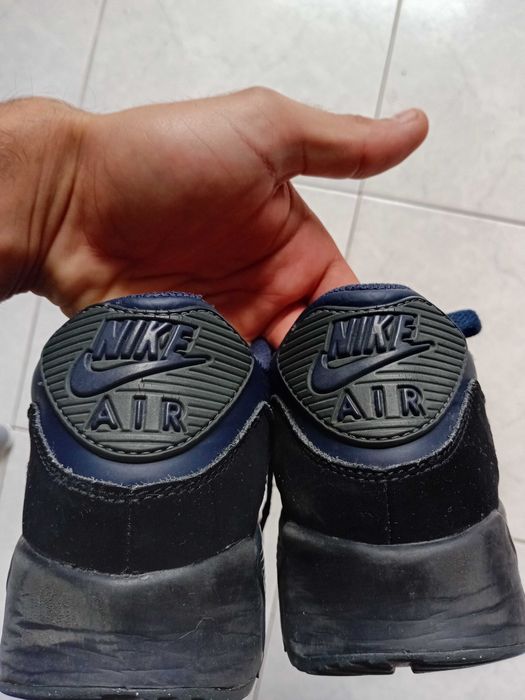 Nike Air Max em bom estado